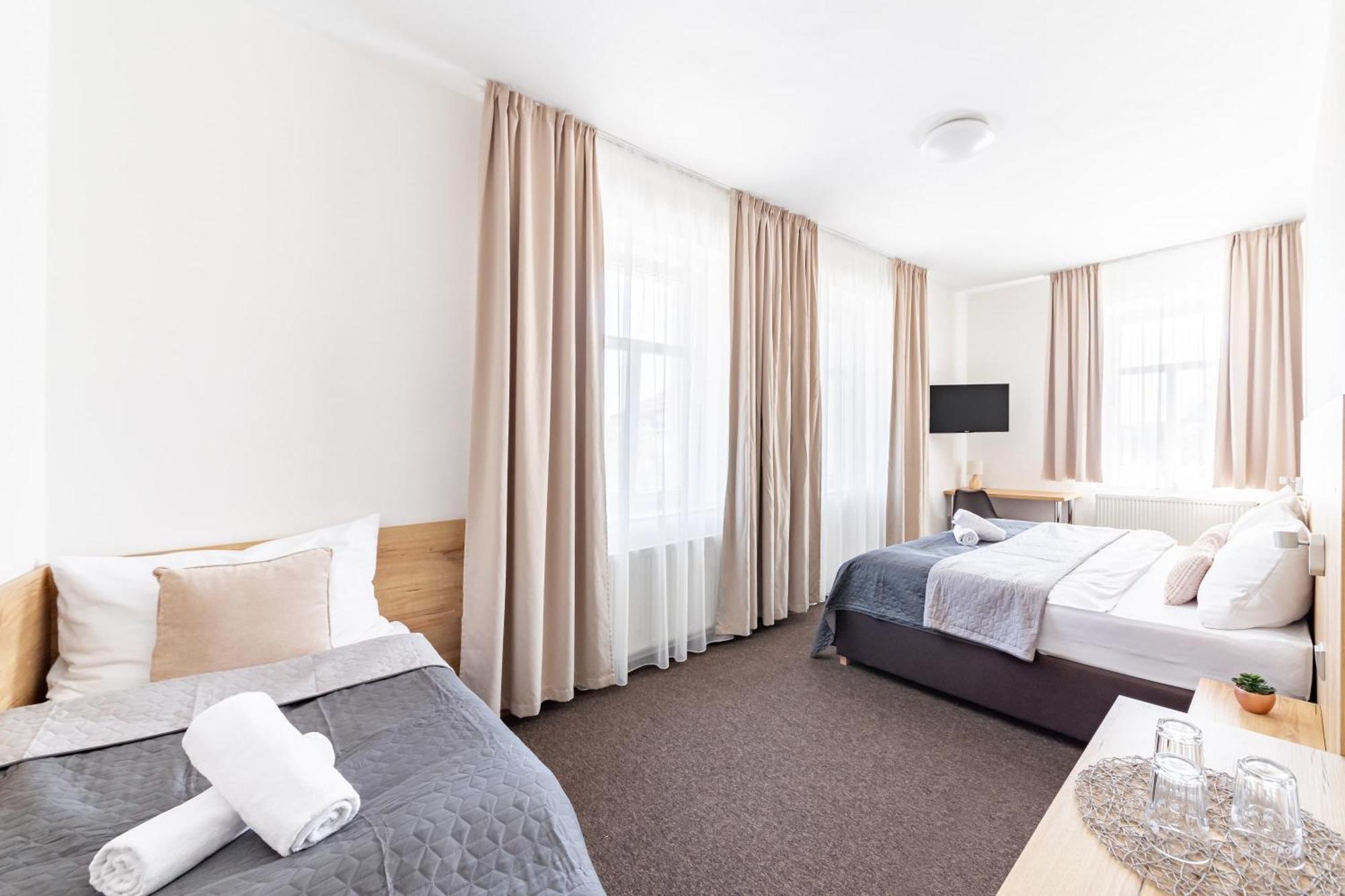 Hotel Snezne Buitenkant foto